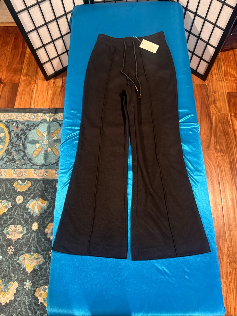a new day Black Knit Flare Drawstring Pants (G2)